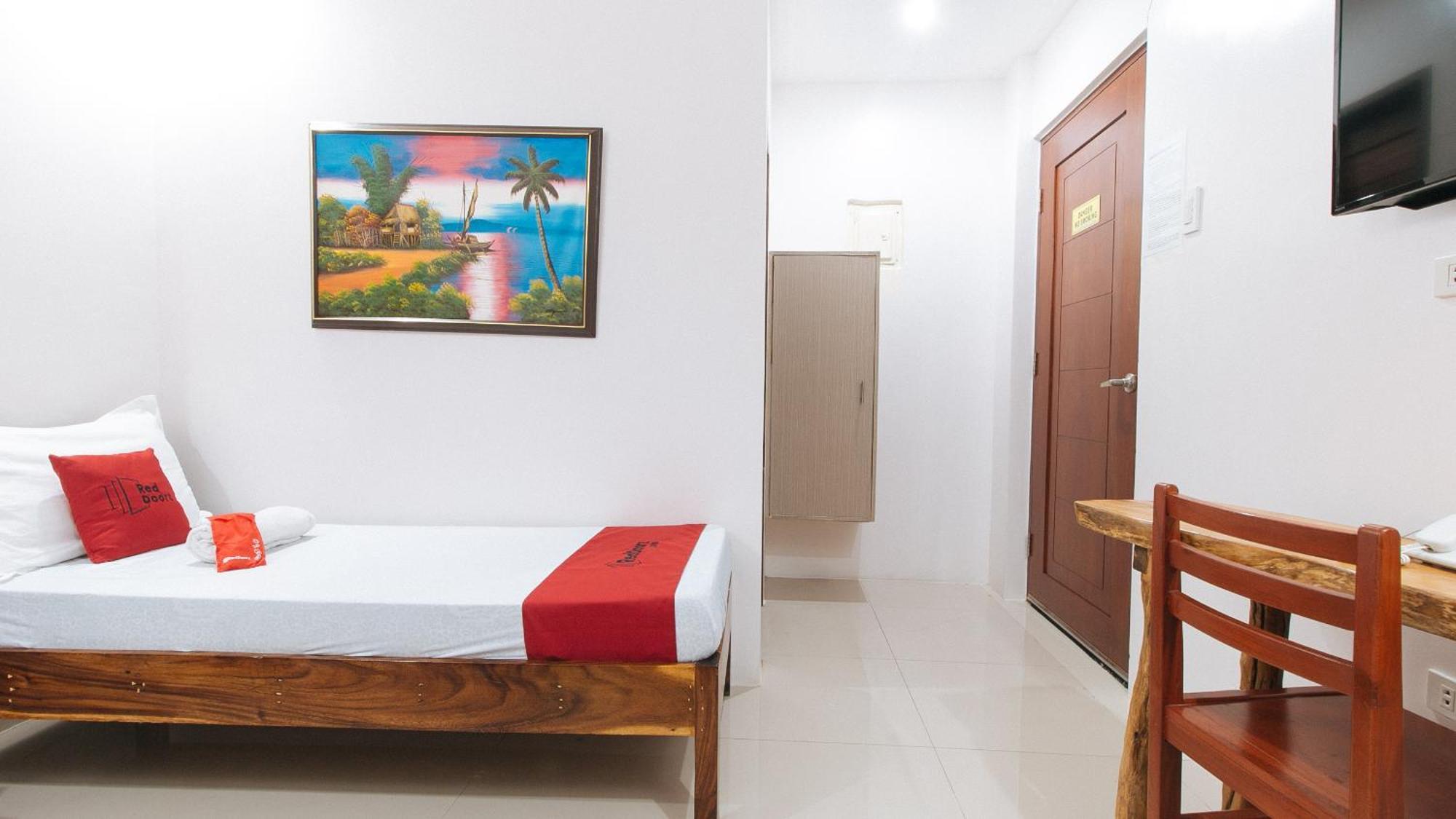 Reddoorz Plus @ Jollydays Hotel Nueva Ecija San Jose  Esterno foto