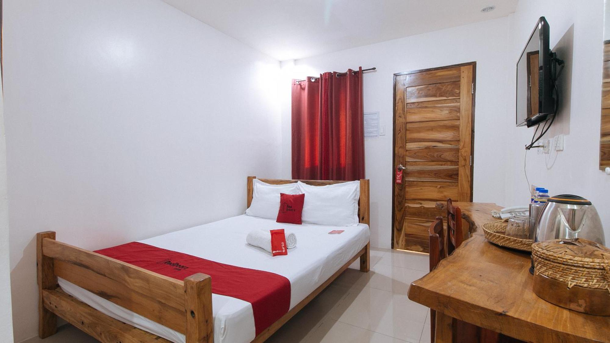 Reddoorz Plus @ Jollydays Hotel Nueva Ecija San Jose  Esterno foto