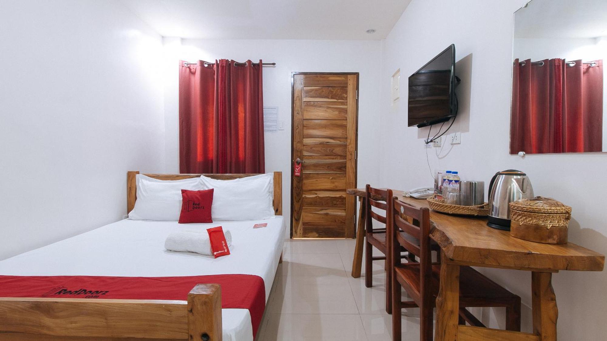Reddoorz Plus @ Jollydays Hotel Nueva Ecija San Jose  Esterno foto