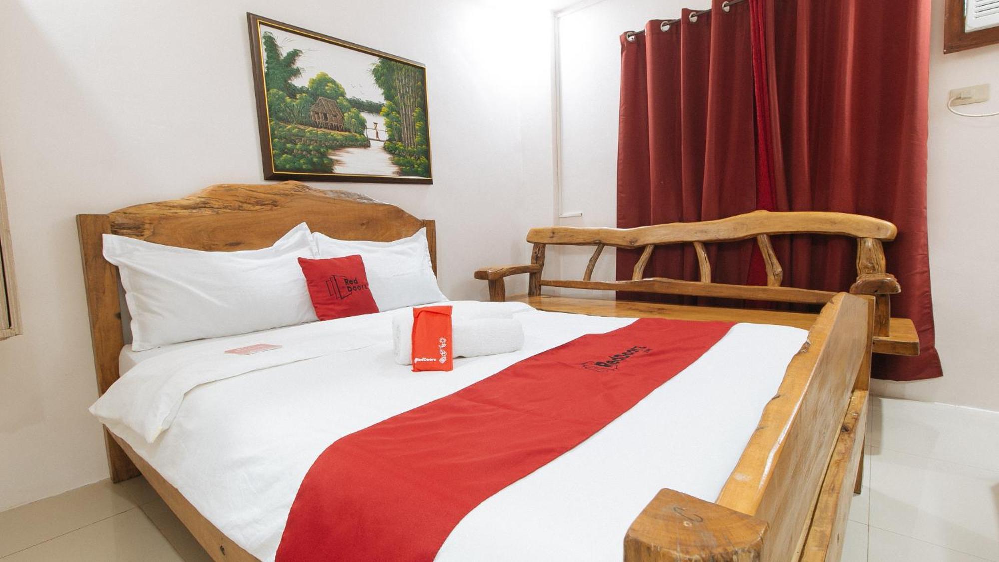 Reddoorz Plus @ Jollydays Hotel Nueva Ecija San Jose  Esterno foto