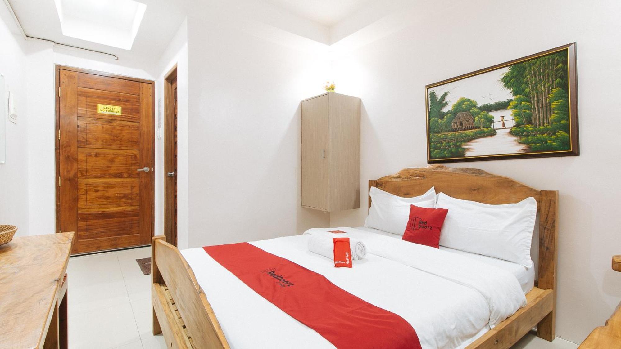 Reddoorz Plus @ Jollydays Hotel Nueva Ecija San Jose  Esterno foto